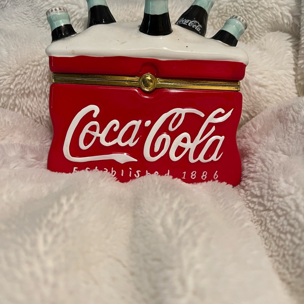 Coca Cola Est 1886 5x6 Porcelain Cooler Trinket Box